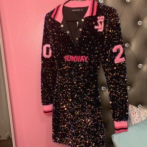 Shane Justin 2020 dress